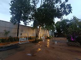 Hotel Moon Lite Residency Marve Malad