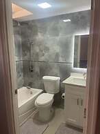 Charming 3-bed Apartment in Portmore With Pool