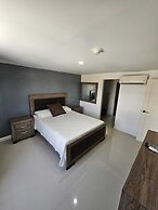 Charming 3-bed Apartment in Portmore With Pool