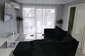 Apartment Sleeps 6 With Pool Access