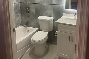 Apartment Sleeps 6 With Pool Access