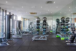 City Suite - Rooftop Spa - Balcony - Skyline View