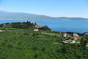 Villa Teodora in Toscolano-maderno