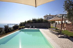 Villa Teodora in Toscolano-maderno