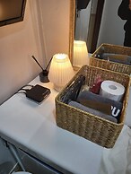 2U HOSTEL & GUEST HOUSE