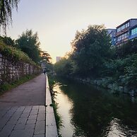 2U HOSTEL & GUEST HOUSE