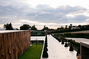 Castel Mimi Wine Resort