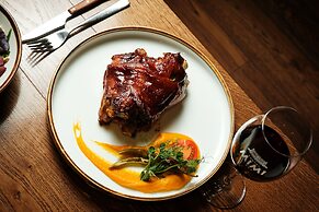 Castel Mimi Wine Resort