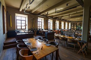 Castel Mimi Wine Resort