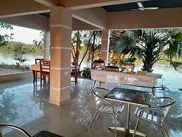 Riverside Lodge Bansang