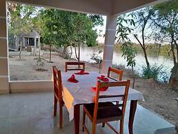 Riverside Lodge Bansang