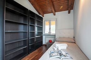 La Cascina di Elma Few Meters From Lake