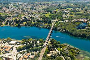 La Cascina di Elma Few Meters From Lake