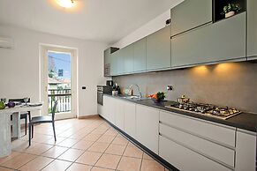 La Cascina di Elma Few Meters From Lake