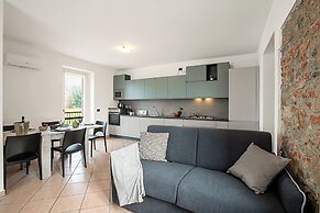 La Cascina di Elma Few Meters From Lake