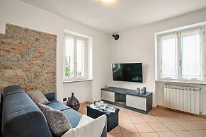 La Cascina di Elma Few Meters From Lake