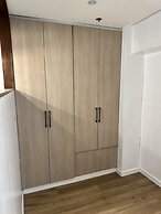 COZI modern loft suite at BGC