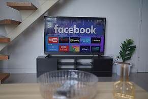 COZI modern loft suite at BGC