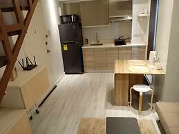 COZI modern loft suite at BGC