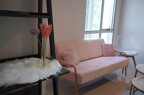 COZI modern loft suite at BGC