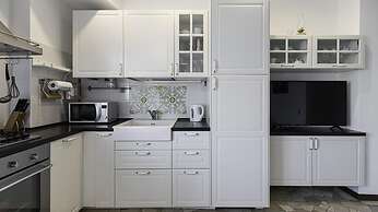 Padova 115 in Milan With 1 Bedrooms and 1 Bathrooms