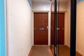 2ndhomes Cozy 1BR Apartment with Balcony