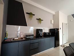 The Horizon Ipoh L15 by Grab A Stay