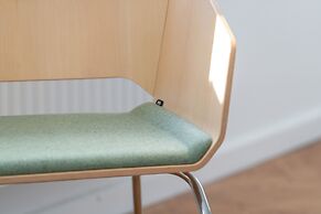 Studio With Outdoor Parking by Renters