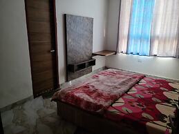 Roomshala 153 Hotel Krishnashrya