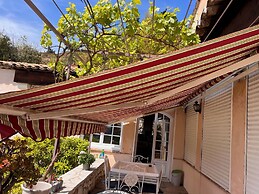 Les Petites Terrasses