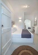 Flisvos Beach Apartments