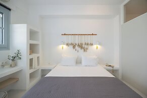 Flisvos Beach Apartments