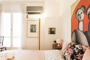 100m2 of Classical Beauty Comfort Near Syntagma