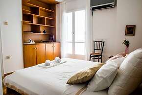 100m2 of Classical Beauty Comfort Near Syntagma