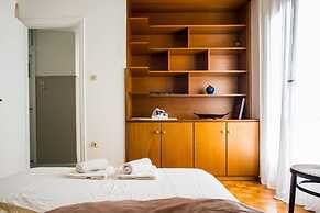 100m2 of Classical Beauty Comfort Near Syntagma