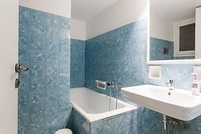 100m2 of Classical Beauty Comfort Near Syntagma