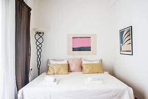 100m2 of Classical Beauty Comfort Near Syntagma