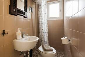 100m2 of Classical Beauty Comfort Near Syntagma