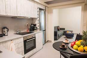 Fine Homey Cosy Apartment With Patio Near Metro