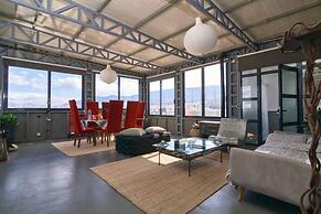 360 Athen s View at lux two Storey Penthouse