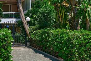 Gly3 65m2 Sunshine Oasis in Glyfada