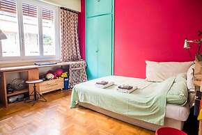 The Architect s 90m2 Flat a Breath From Parthenon