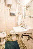 The Architect s 90m2 Flat a Breath From Parthenon