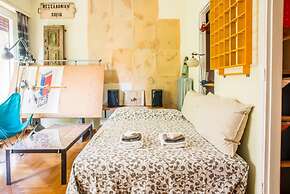 The Architect s 90m2 Flat a Breath From Parthenon