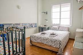 The Architect s 90m2 Flat a Breath From Parthenon