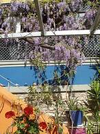 Dream Studio w h Private Balcony Central Athens