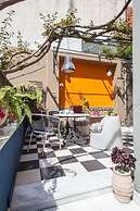 Dream Studio w h Private Balcony Central Athens