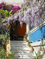 Dream Studio w h Private Balcony Central Athens