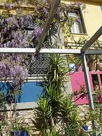 Dream Studio w h Private Balcony Central Athens