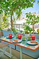 360 View in Roof top Appartment With Patio